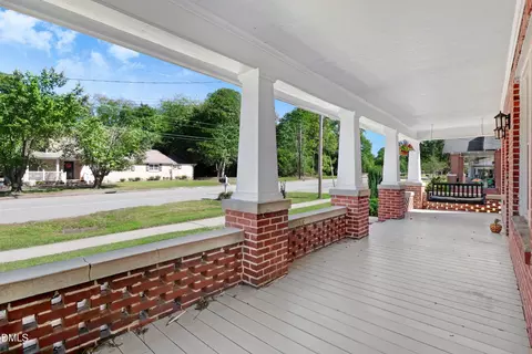 Exterior - 401 E Second St, Kenly, NC 27542 photo 4 of 8