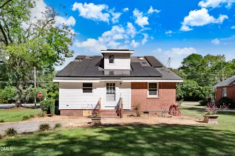 Exterior - 401 E Second St, Kenly, NC 27542 photo 5 of 8