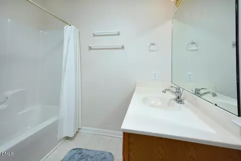 Bath - 1819 Grady Dr, Durham, NC 27712 photo 2 of 3