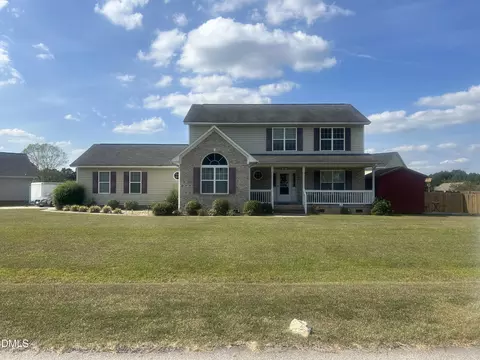 831 Raspberry Rd, Stedman, NC 28391