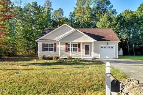 1220 E Middleton Dr E, Creedmoor, NC 27522