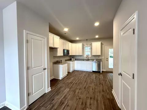 215 Britt St, Smithfield, NC 27577 photo 8