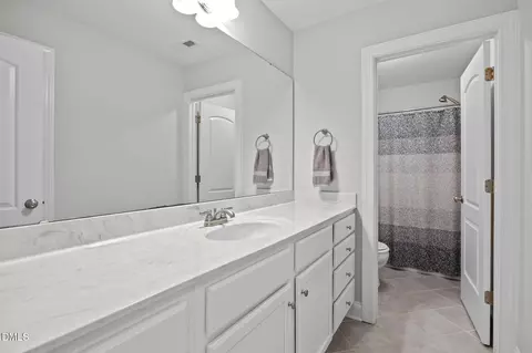 Bath - 39 Beau Dr, Garner, NC 27529 photo 3 of 4