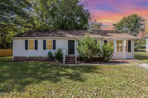 517 Carter Rd, Graham, NC 27253