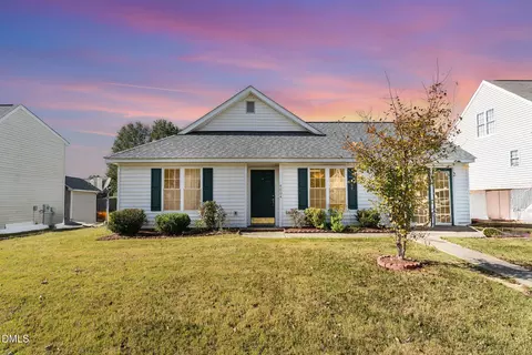 4004 Grandover Dr, Raleigh, NC 27610