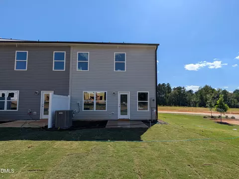 212 Flagstone Way, Smithfield, NC 27577 photo 6