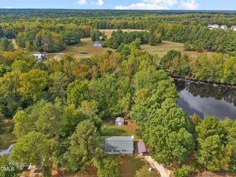 3986 S Us 401 Hwy, Louisburg, NC 27549