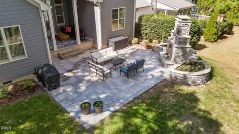 Exterior - 1859 Versa Ct, Apex, NC 27502 photo 8 of 9