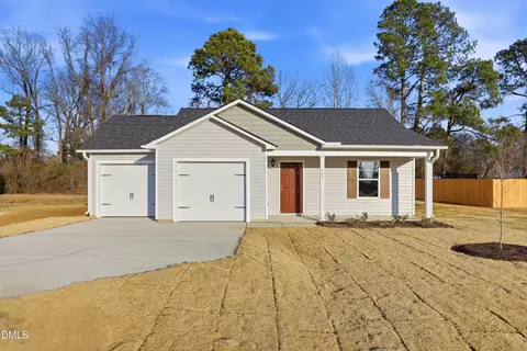 202 Streamlet Dr, Fremont, NC 27830