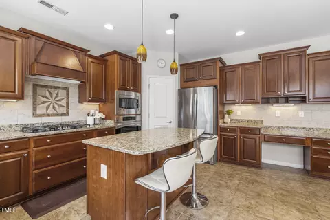 112 Amiable Loop, Cary, NC 27519 photo 17