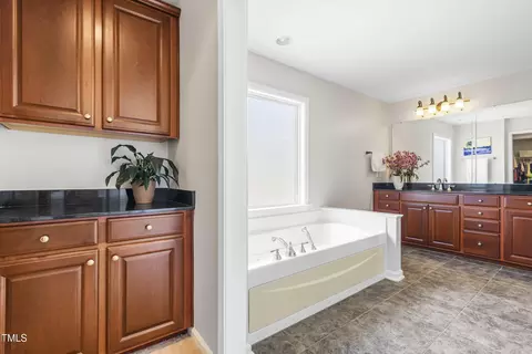 112 Amiable Loop, Cary, NC 27519 photo 24