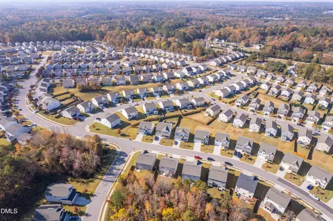 View/Area - 8128 Hartham Park Ave, Raleigh, NC 27616 photo 6 of 7