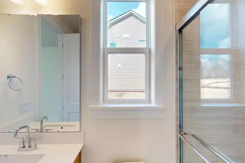Bath - 508 Soapstone Dr, Durham, NC 27705 photo 6 of 6