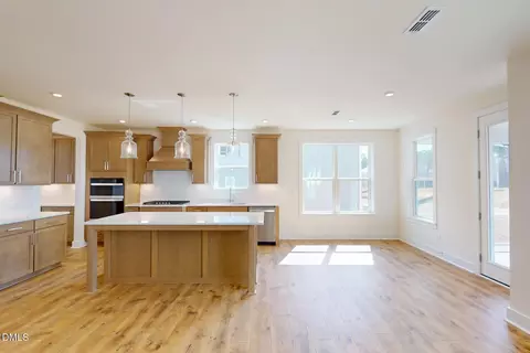 Kitchen - 508 Soapstone Dr, Durham, NC 27705 photo 3 of 8