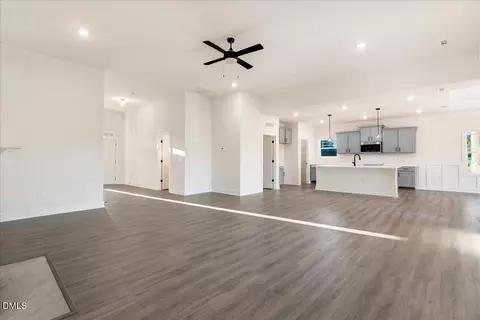 Living - 80 Leslie Ct, Middlesex, NC 27557 photo 5 of 6