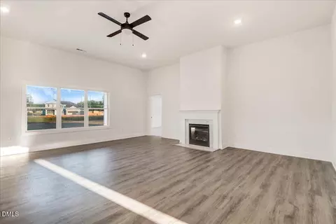 Living - 80 Leslie Ct, Middlesex, NC 27557 photo 3 of 6