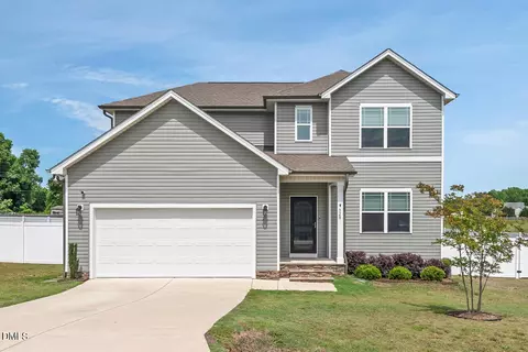 328 Avery Meadows Dr, Smithfield, NC 27577