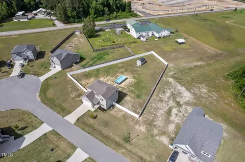 View/Area - 328 Avery Meadows Dr, Smithfield, NC 27577 photo 2 of 4
