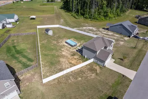 View/Area - 328 Avery Meadows Dr, Smithfield, NC 27577 photo 3 of 4