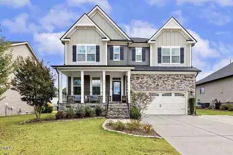 3209 Curling Creek Dr, Apex, NC 27502
