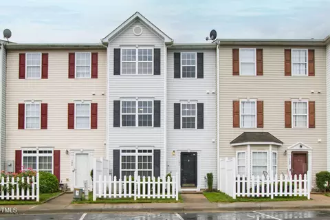 8610 Neuse Landing Ln #103, Raleigh, NC 27616