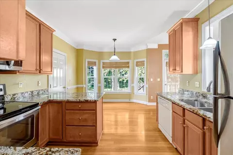 Kitchen - 159 Waterfall Rd, Henderson, NC 27537 photo 4 of 4
