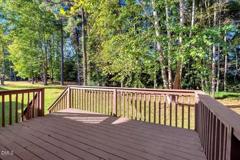 Exterior - 159 Waterfall Rd, Henderson, NC 27537 photo 4 of 6