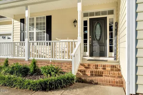 Exterior - 159 Waterfall Rd, Henderson, NC 27537 photo 2 of 6