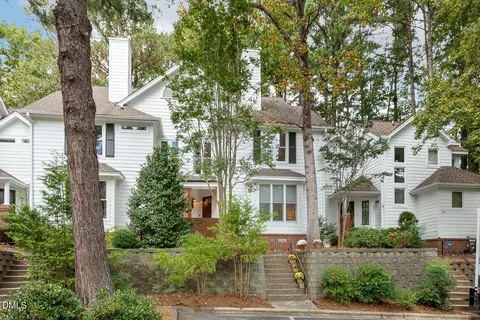 3815 Carnegie Ln, Raleigh, NC 27612