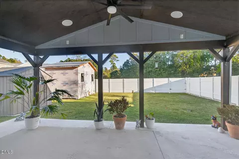 Exterior - 1038 Statler Dr, Durham, NC 27703 photo 6 of 7