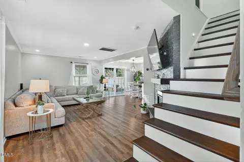 Entry Way - 1038 Statler Dr, Durham, NC 27703 photo 3 of 3