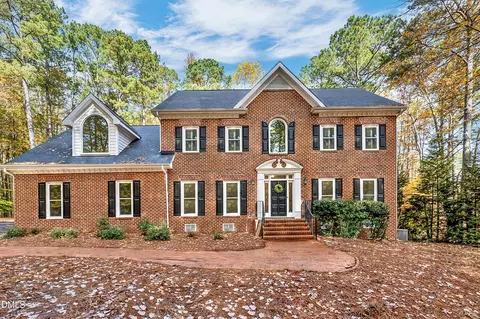3717 Brackenridge Ln, Fuquay Varina, NC 27526