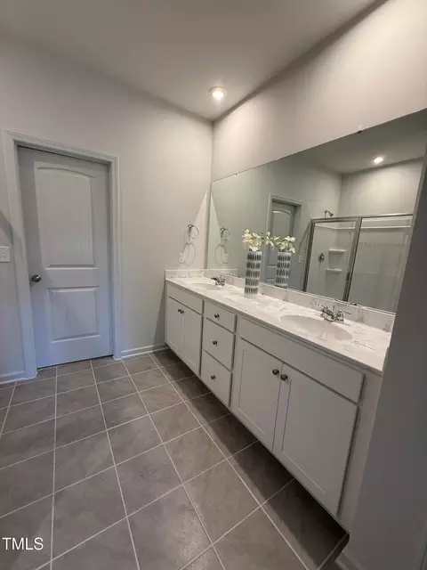 Bath - 6702 Hardwick Ln, Sims, NC 27880 photo 2 of 3