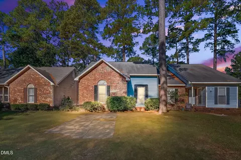 402 Andros Dr, Fayetteville, NC 28314