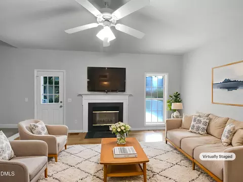 2901 Piney Ct, Raleigh, NC 27603 photo 2
