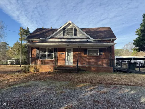 210 Bagwell St, Garner, NC 27529
