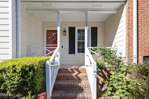 232 Wetherburn Ln, Raleigh, NC 27615 photo 2