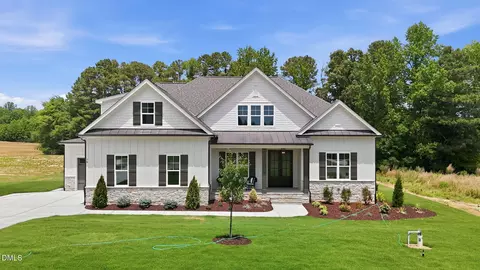 70 Firefly Ln, Youngsville, NC 27596