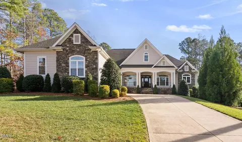 121 Chapel Ridge Dr, Pittsboro, NC 27312
