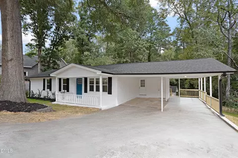 Exterior - 905 Long Ave, Garner, NC 27529 photo 2 of 8
