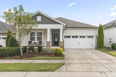 1221 Elk Falls Dr, Wendell, NC 27591