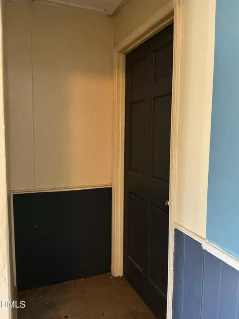 Entry Way - 1907 Angier Ave, Durham, NC 27703 photo 2 of 2