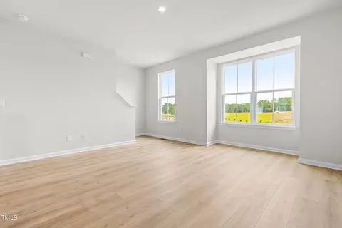 Living - 607 Silverado Sunset Loop, Wendell, NC 27591 photo 4 of 4