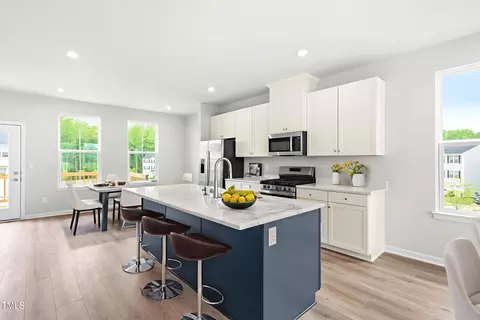 Kitchen - 611 Silverado Sunset Loop, Wendell, NC 27591 photo 3 of 6