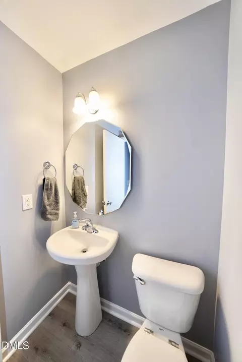 Bath - 15 Red Sunset Ln, Durham, NC 27703 photo 1 of 5