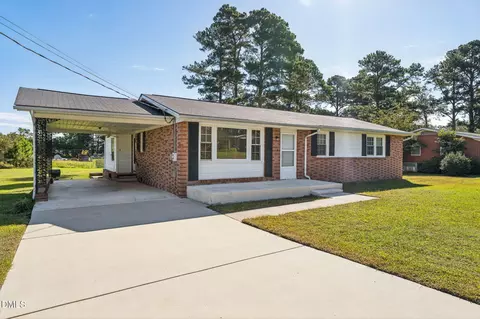 149 Fairview Village Rd, Dunn, NC 28334