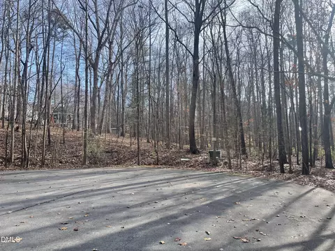 600 Hawick Rd, Raleigh, NC 27615