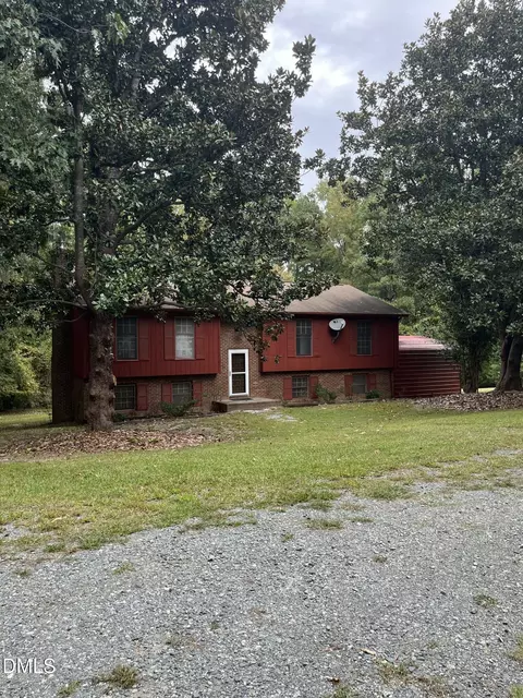1428 Yates Store Rd, Cary, NC 27519