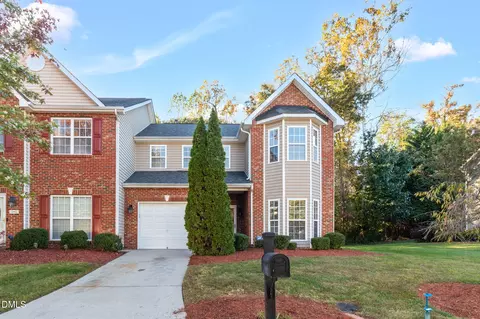 1938 Munn Pointe Dr, Whitsett, NC 27377