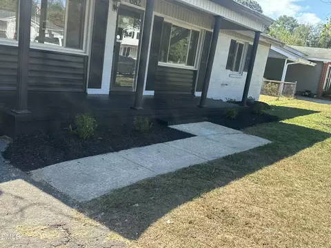 682 Montclair Rd, Fayetteville, NC 28314